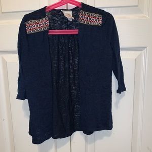 Blue Cardigan with pattern on the shoulders